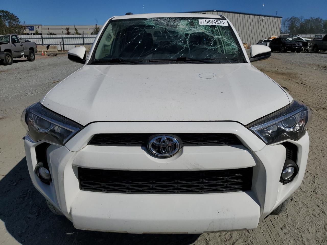 2019 Toyota 4Runner - Image 5