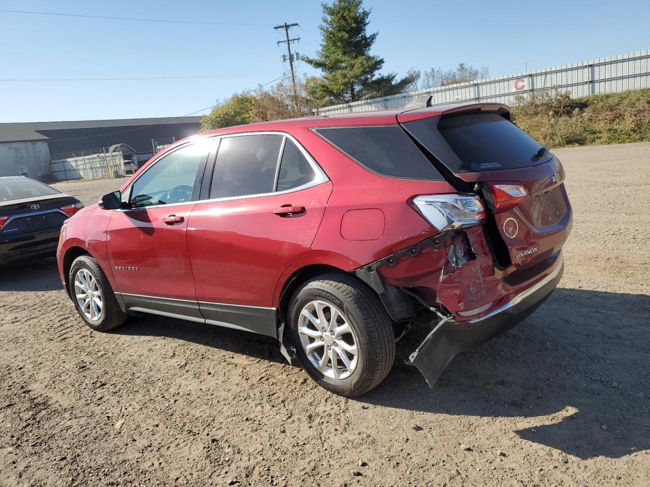2019 Chevrolet Equinox - Image 2