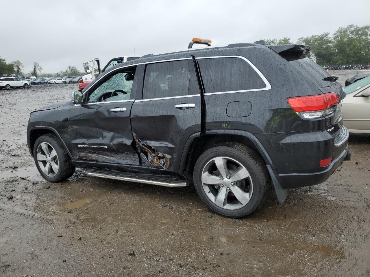 1C4RJFCGXFC238056 2015 JEEP GRAND CHEROKEE - Image 2