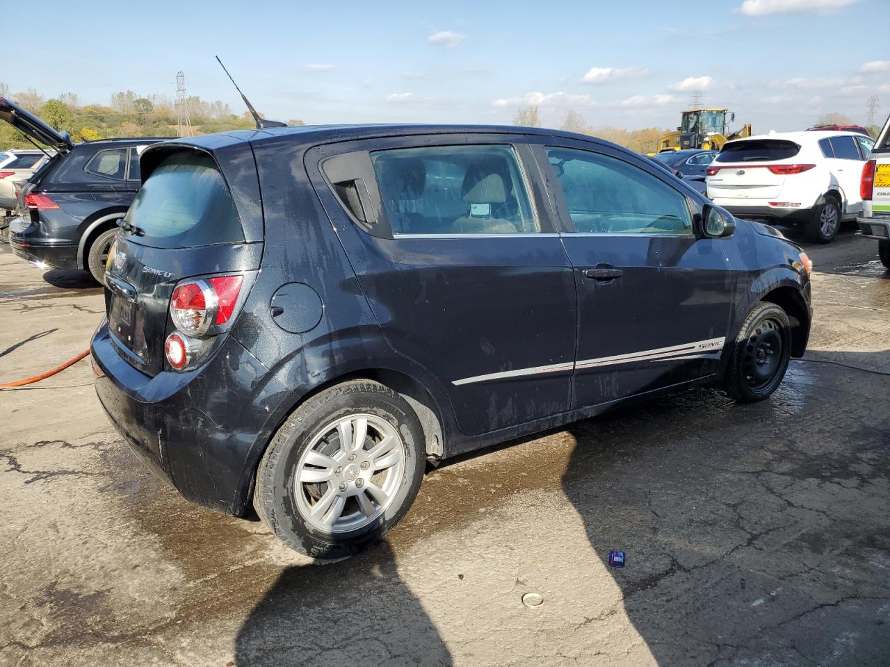 VIN 1G1JC6SH3E4152400 2014 CHEVROLET SONIC no.3