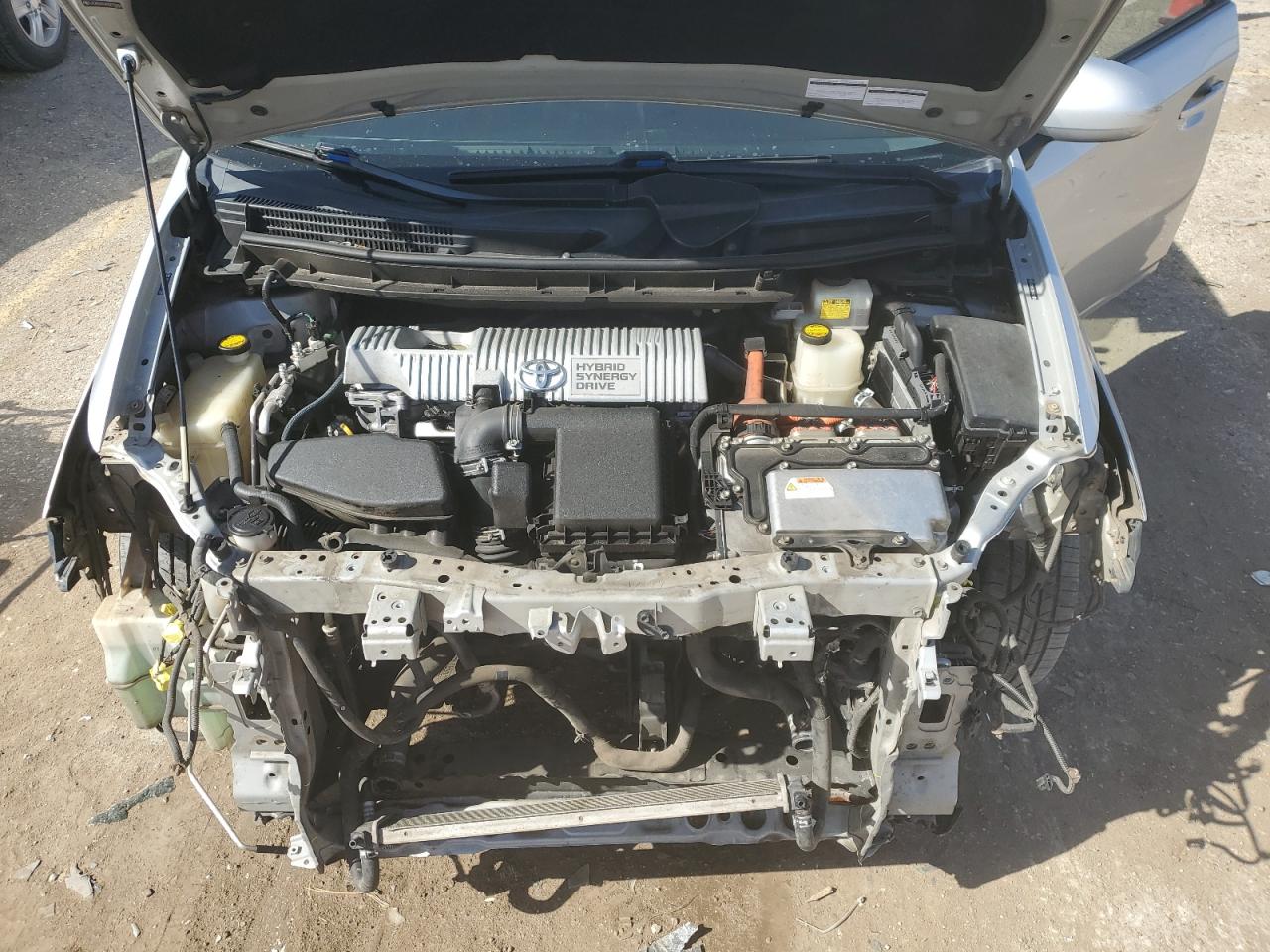 2010 Toyota Prius - Image 11