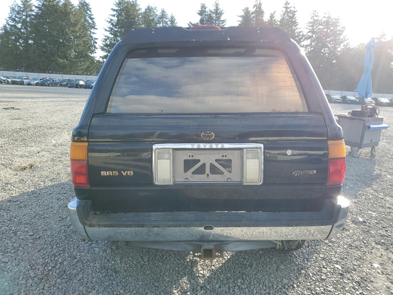 1995 Toyota 4Runner - Image 6