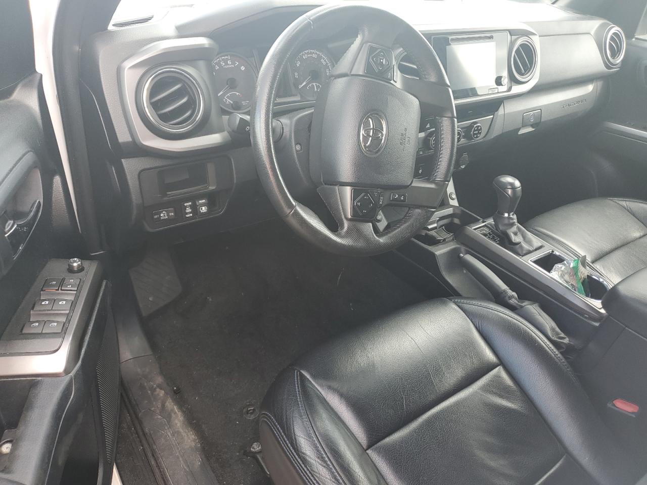 2017 Toyota Tacoma - Image 8