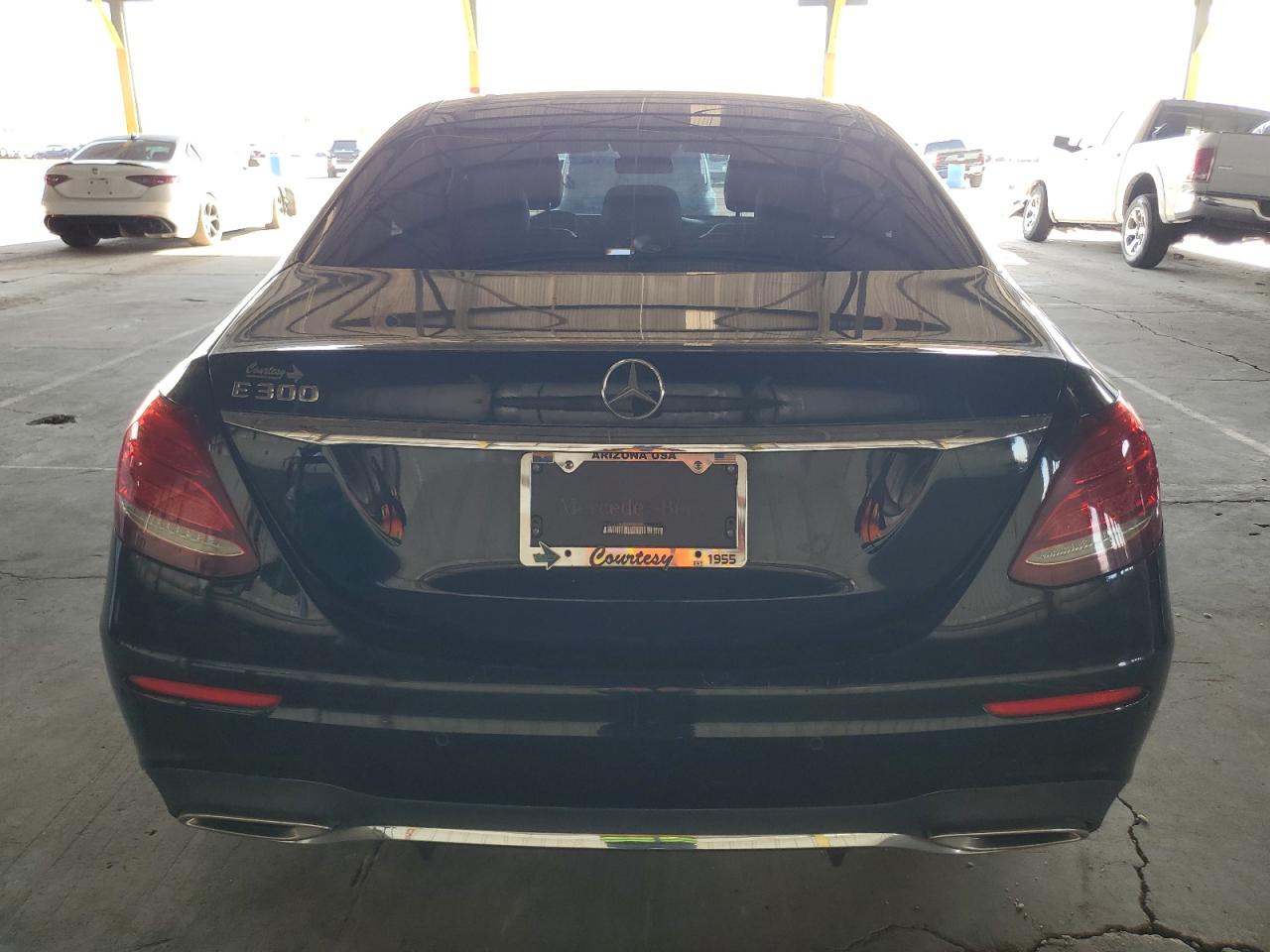 2019 Mercedes-Benz E 300 VIN: WDDZF4JB7KA508837 Lot: 74790444