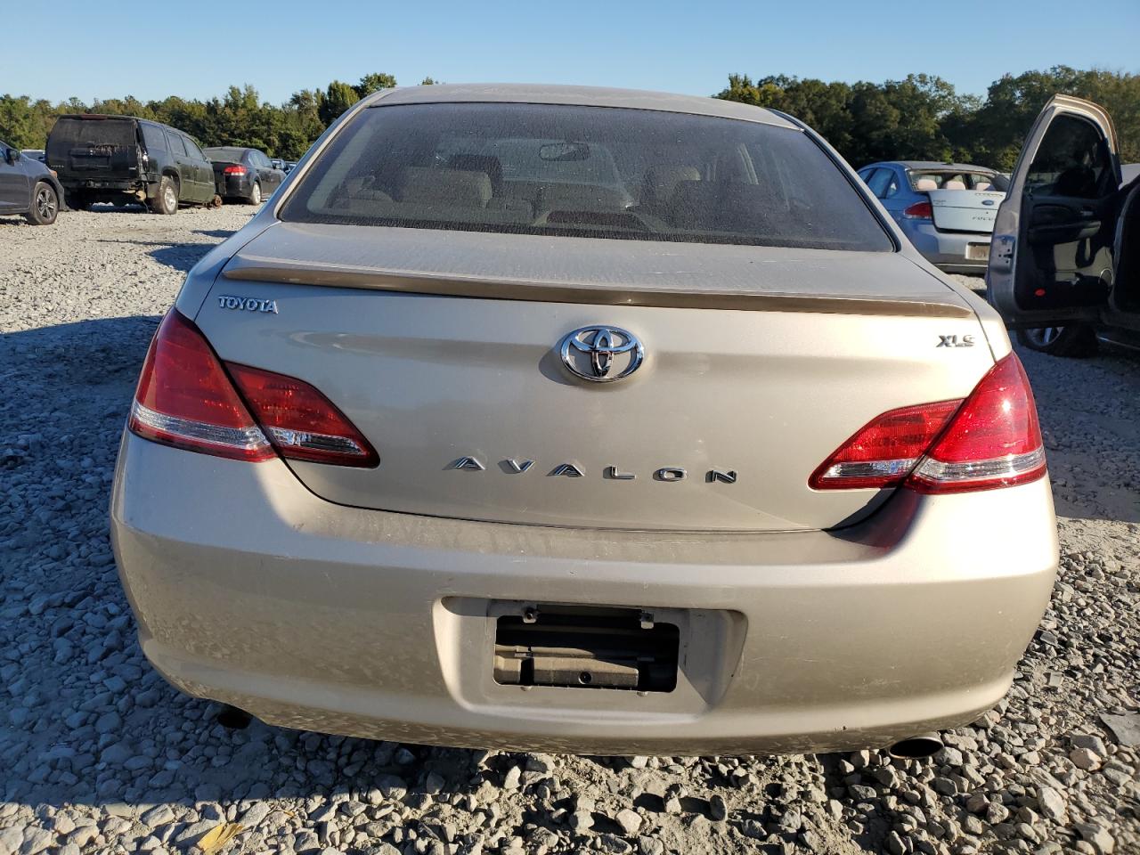 2005 Toyota Avalon Xl VIN: 4T1BK36B75U049043 Lot: 74329184