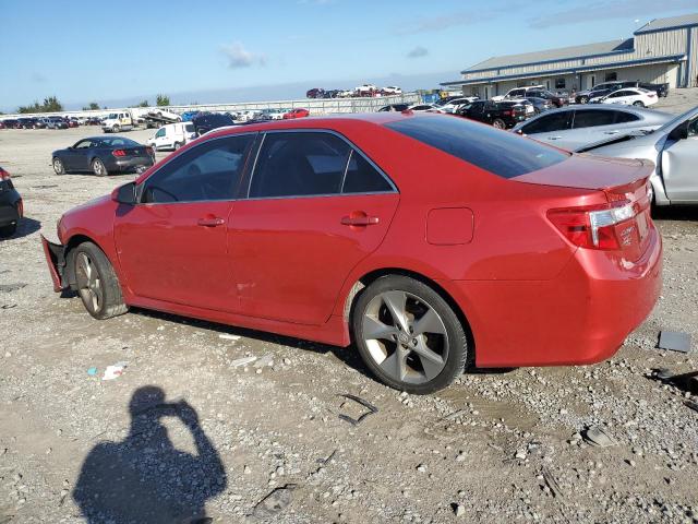  TOYOTA CAMRY 2012 Червоний