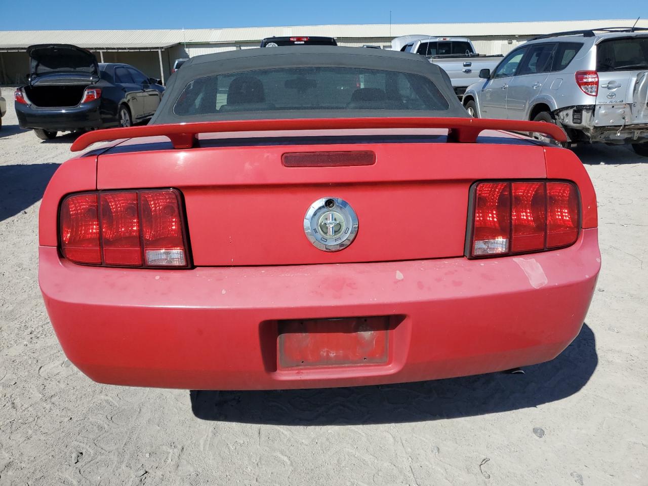 2006 Ford Mustang VIN: 1ZVHT84N865228870 Lot: 75682364