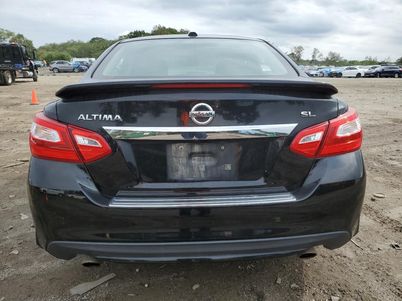 1N4AL3AP1GC272239 2016 Nissan Altima 2.5