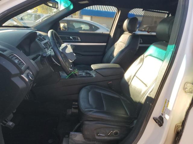 Parquets FORD EXPLORER 2017 Biały