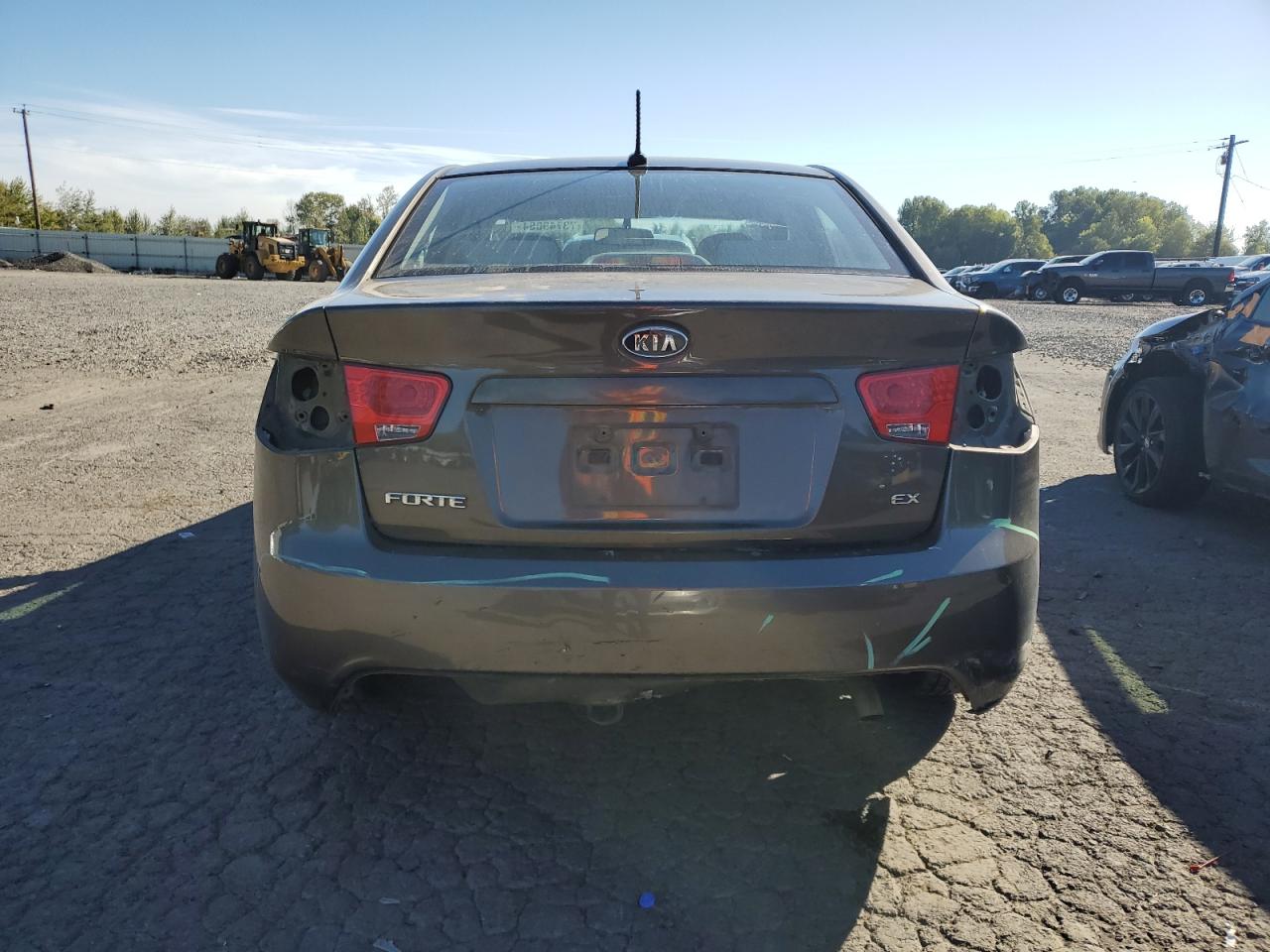 2010 Kia Forte Ex VIN: KNAFU4A20A5174996 Lot: 73749064