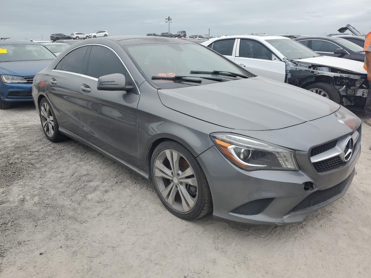 VIN WDDSJ4EB7EN039742 2014 MERCEDES-BENZ CLA-CLASS no.4