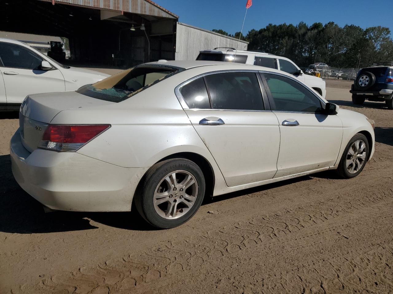 2010 Honda Accord - Image 3