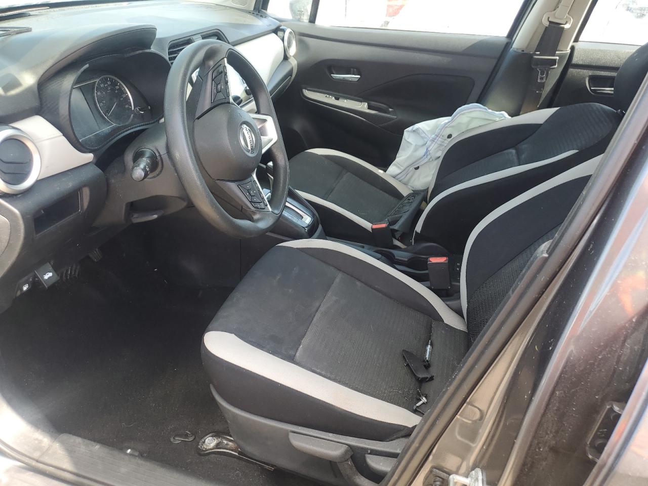 2021 Nissan Versa - Image 7
