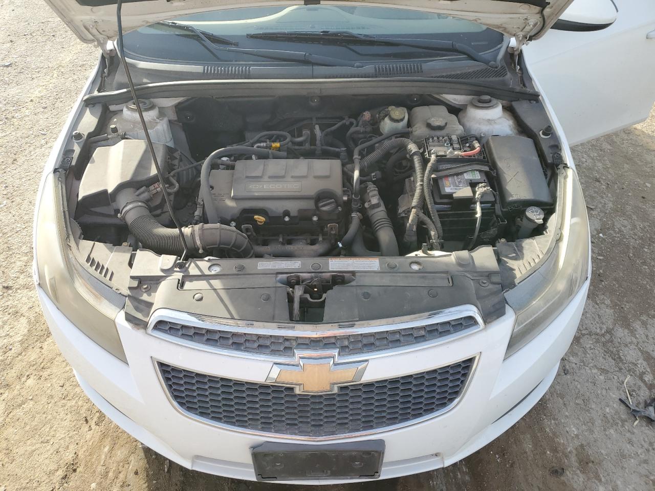 2012 Chevrolet Cruze - Image 12