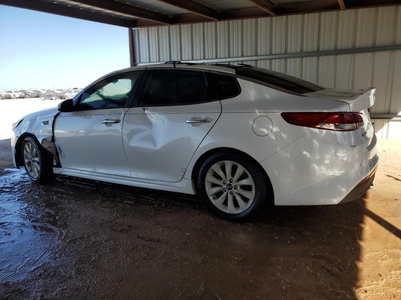 2016 Kia Optima - Image 2