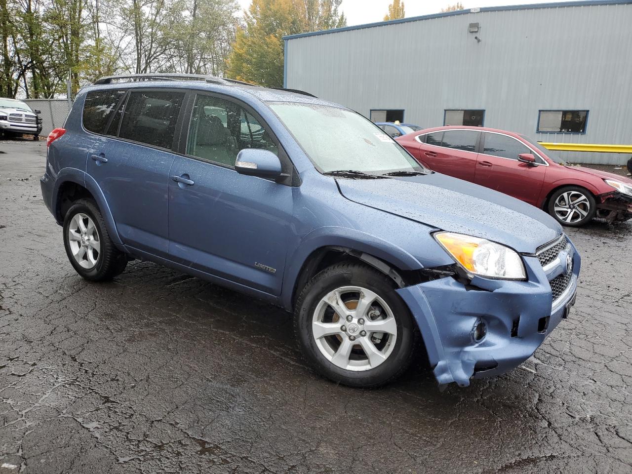 2011 Toyota RAV 4 - Image 4