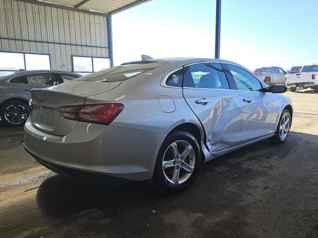 1G1ZD5ST4NF147399 Chevrolet Malibu LT 3