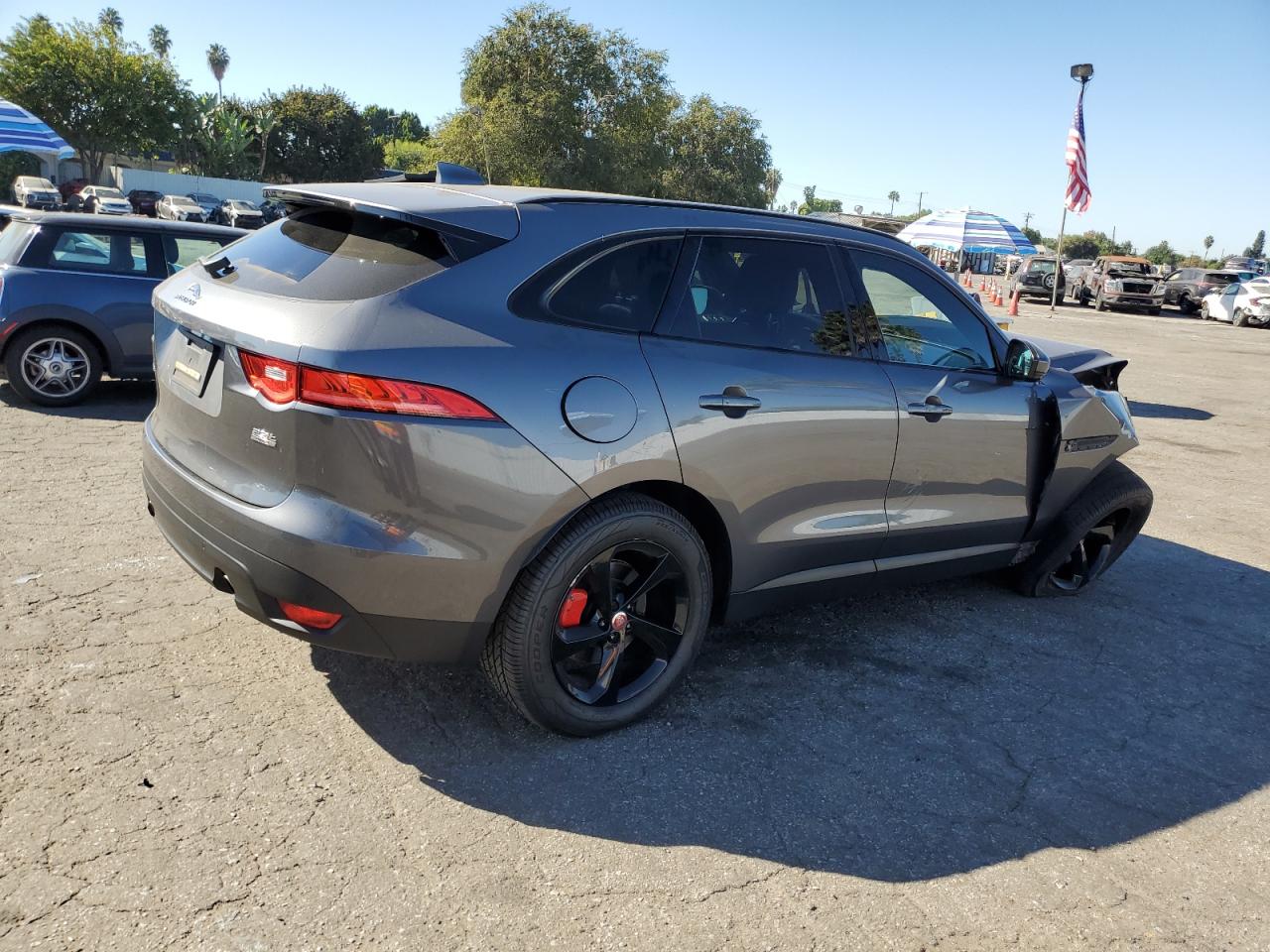 2019 Jaguar F-Pace - Image 3