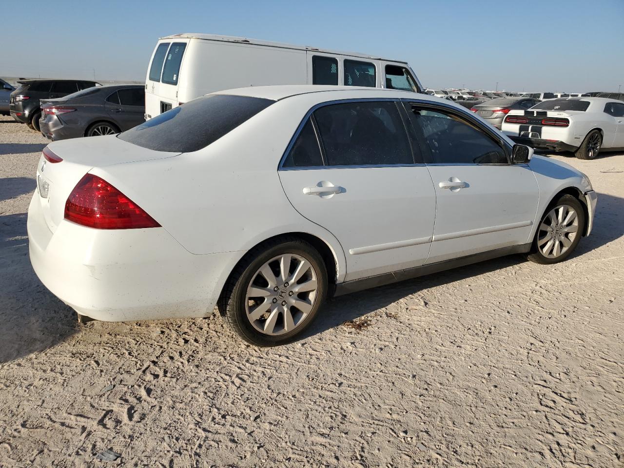 2007 Honda Accord - Image 3