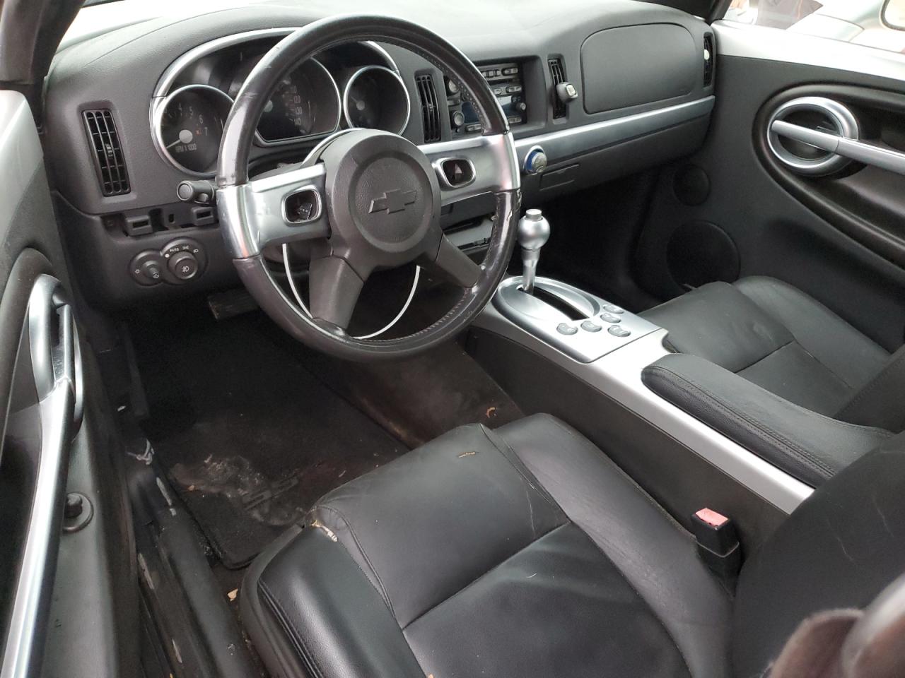 2005 Chevrolet SSR - Image 8
