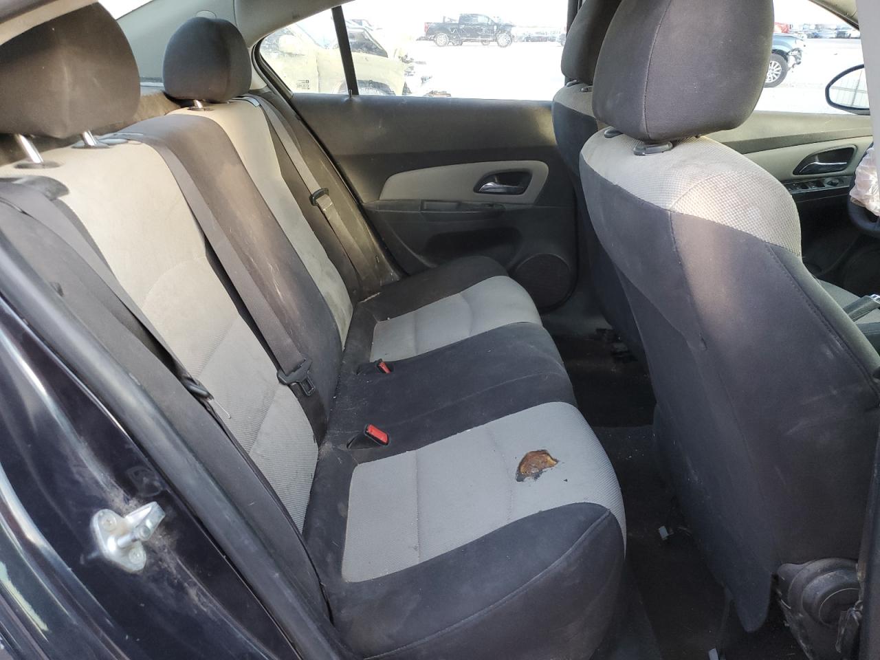 2015 Chevrolet Cruze - Image 10