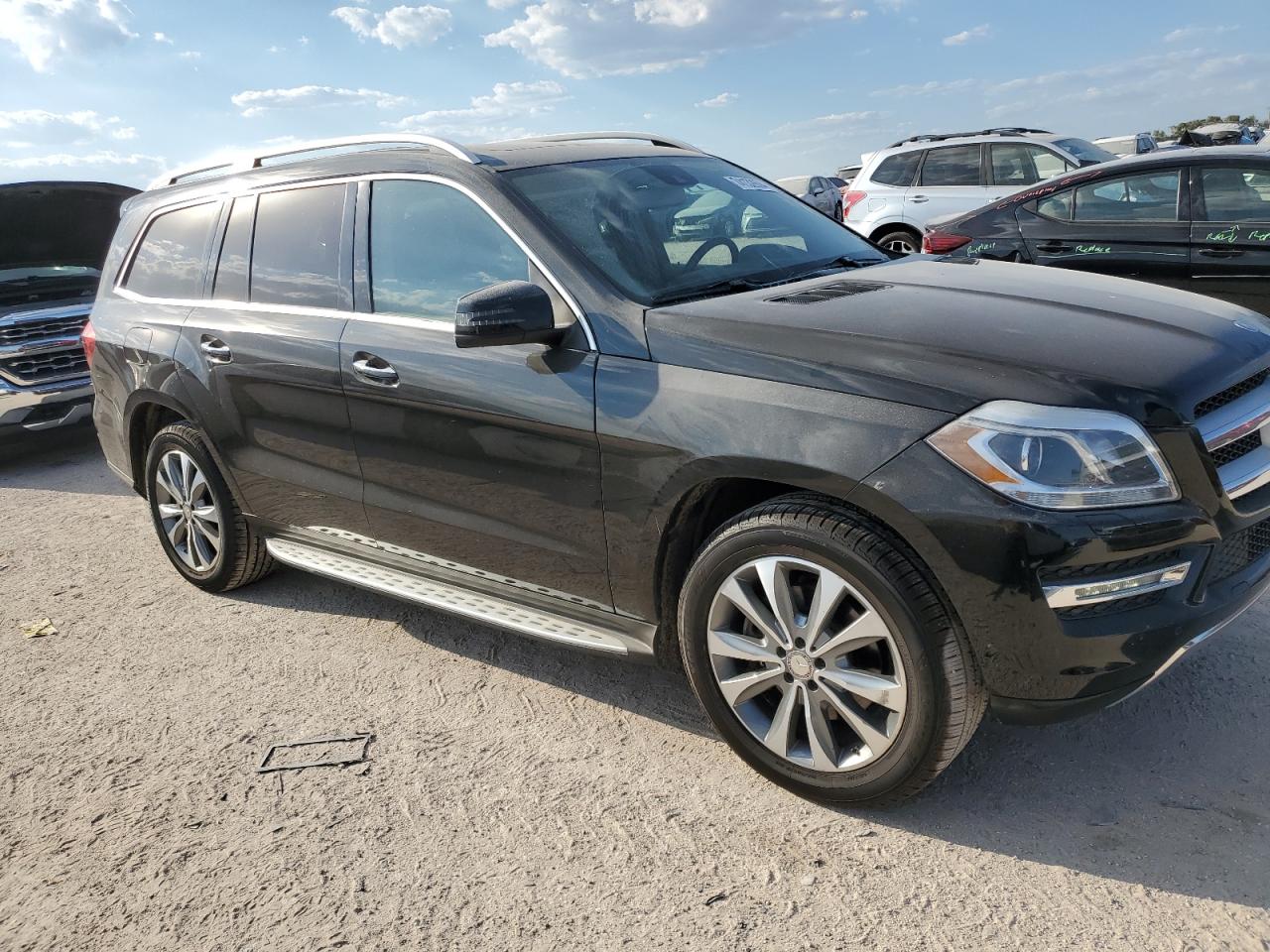 VIN 4JGDF6EE2GA628925 2016 MERCEDES-BENZ GL-CLASS no.4