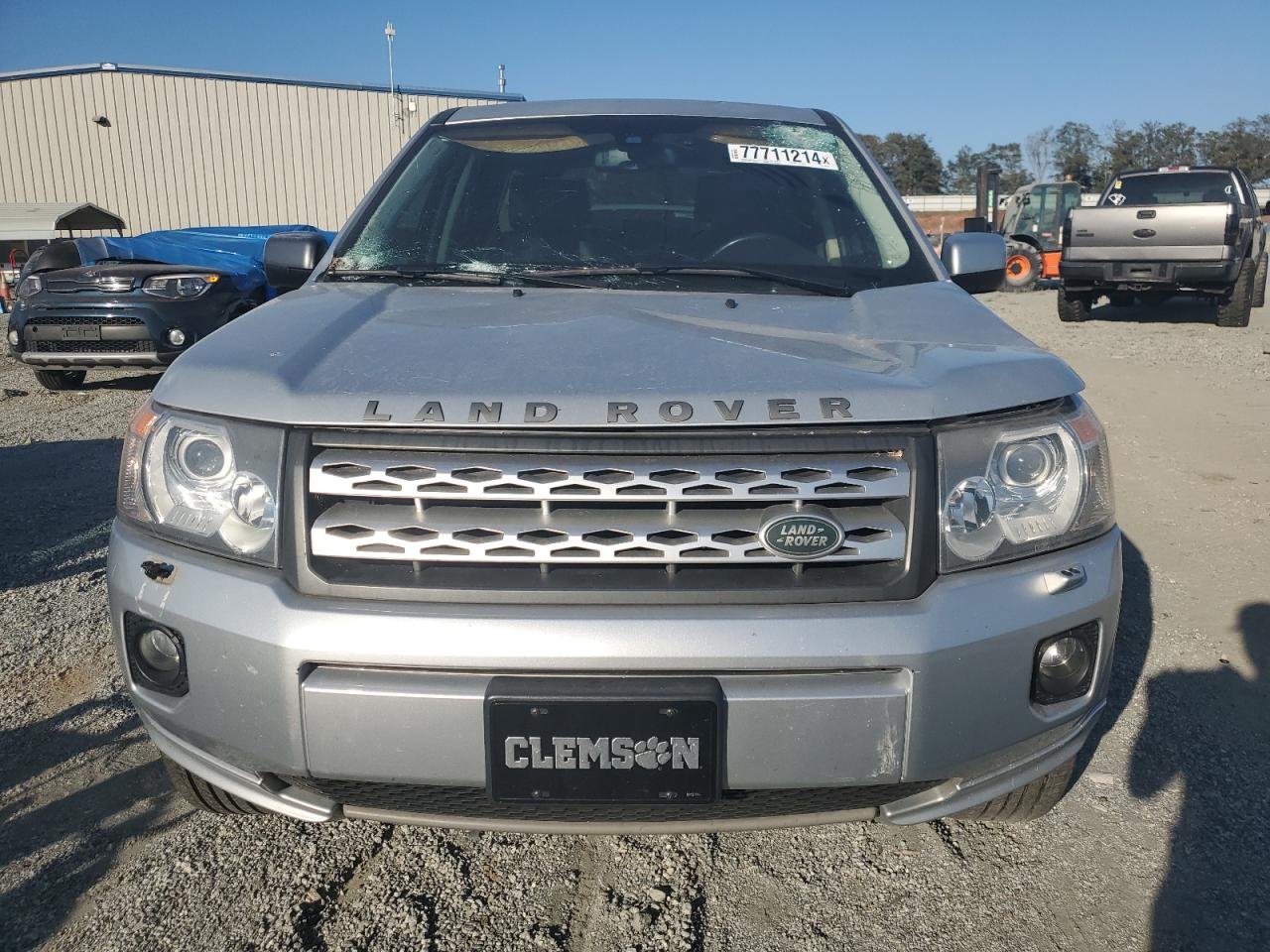 2011 Land Rover LR2 - Image 5