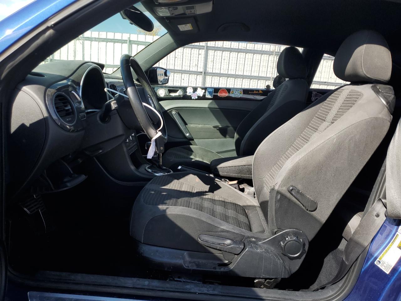2014 Volkswagen Beetle - Image 7