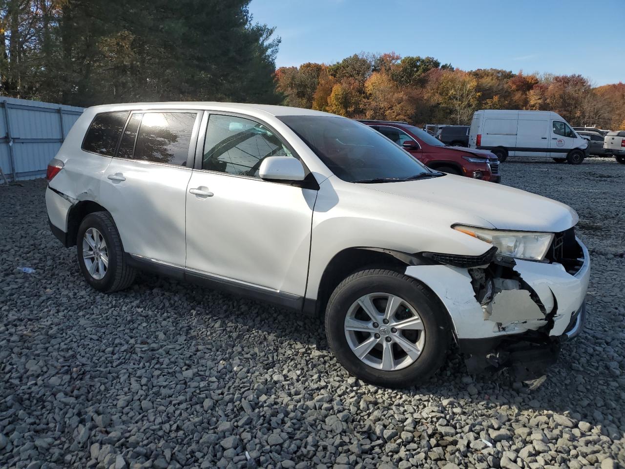 VIN 5TDBK3EH5DS250453 2013 TOYOTA HIGHLANDER no.4