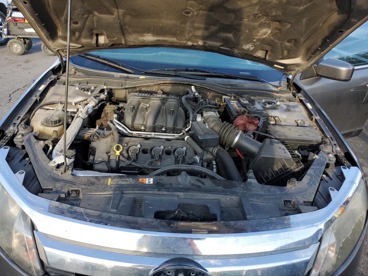 2010 Ford Fusion - Image 11