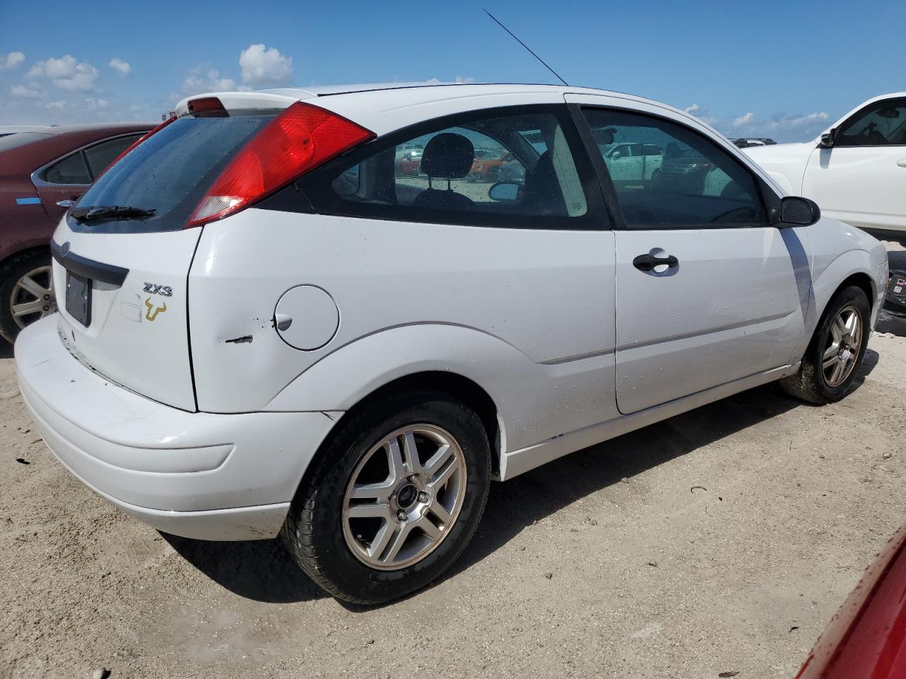 2006 Ford Focus - Image 3