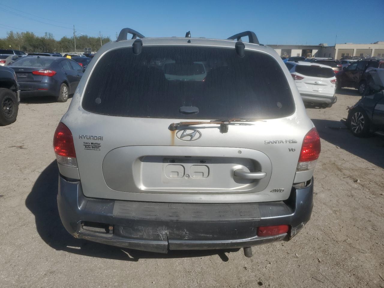 KM8SC73D05U856384 2005 Hyundai Santa Fe Gls