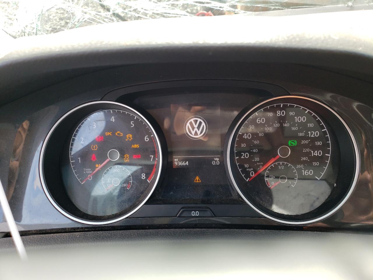 2020 Volkswagen Golf - Image 9
