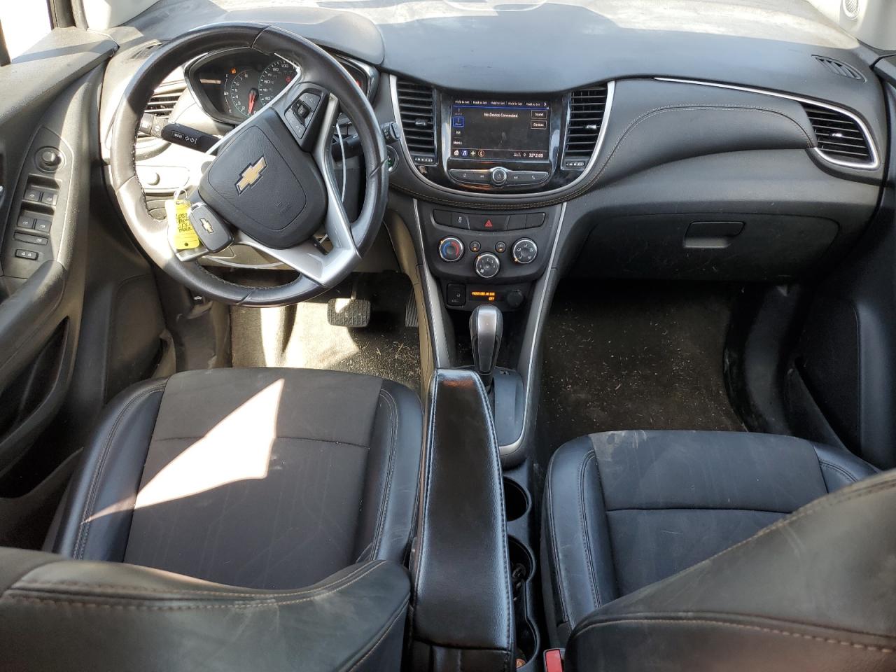 2022 Chevrolet Trax - Image 8