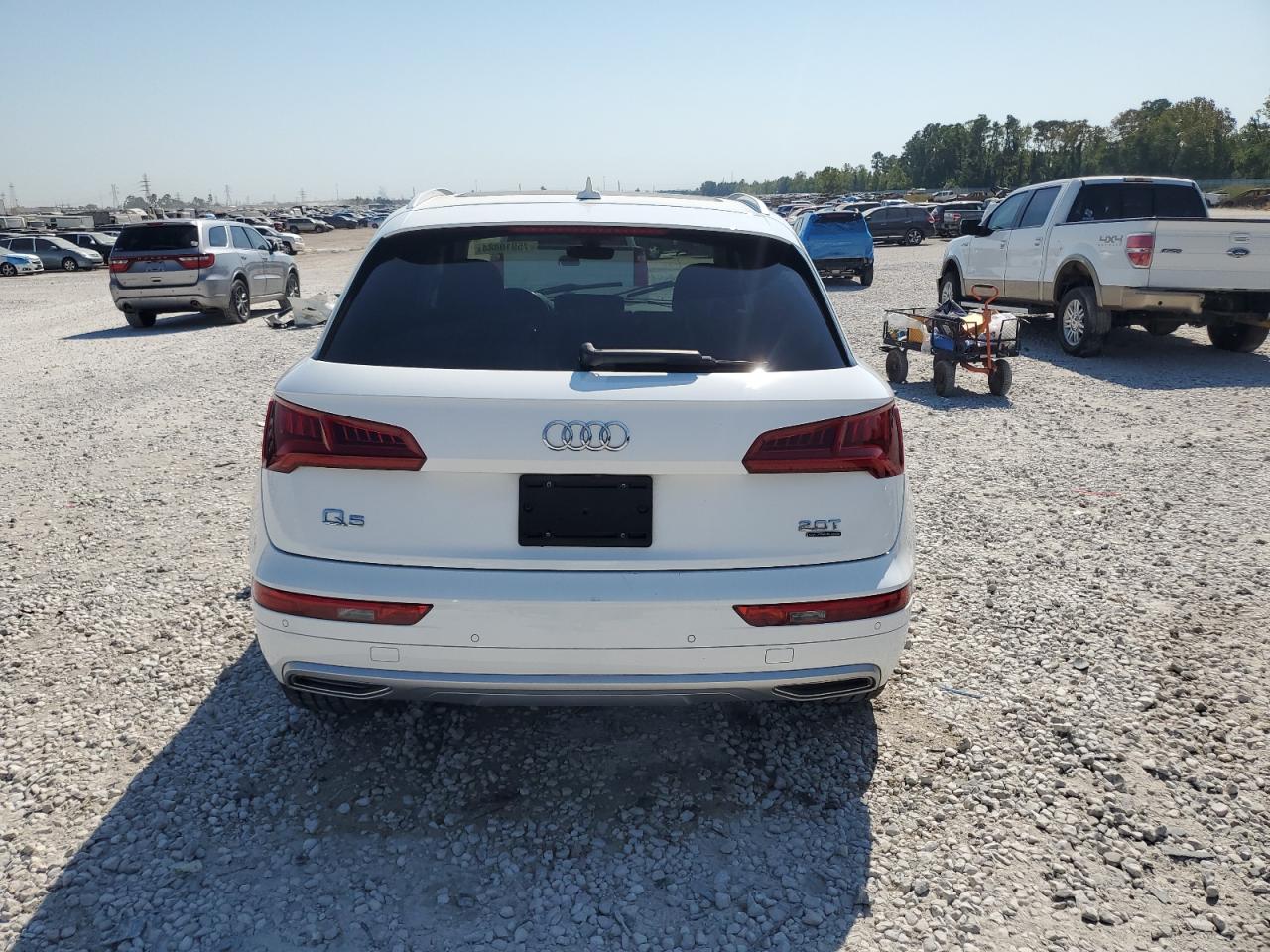 WA1BNAFY0J2223636 2018 Audi Q5 Premium Plus