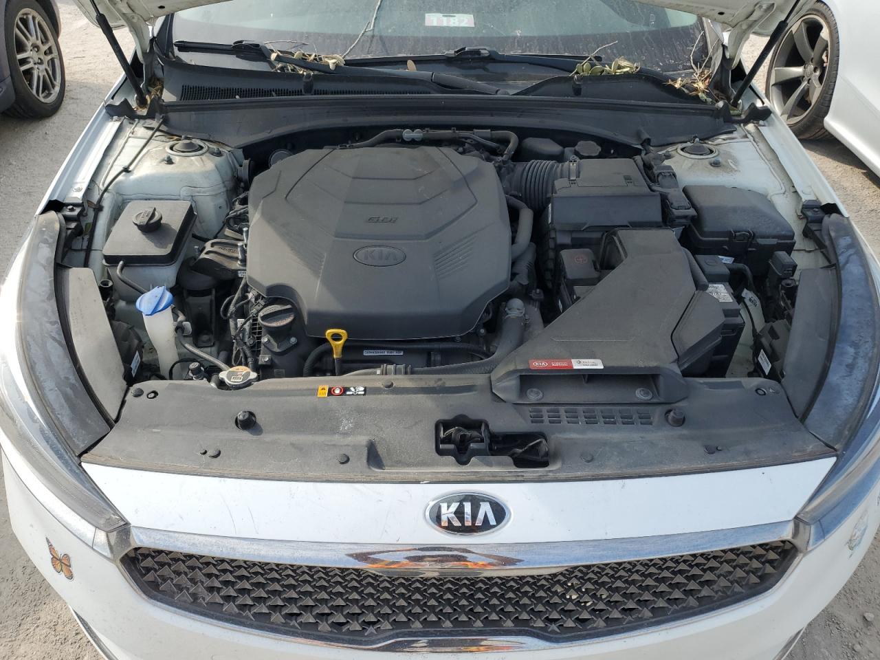 KNALB4J12K5167033 2019 Kia Cadenza Premium