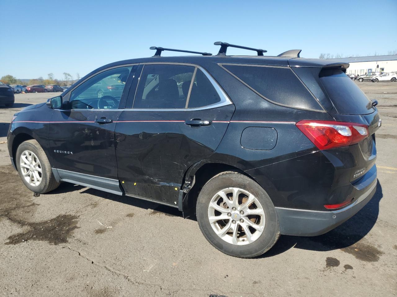 2018 Chevrolet Equinox - Image 2