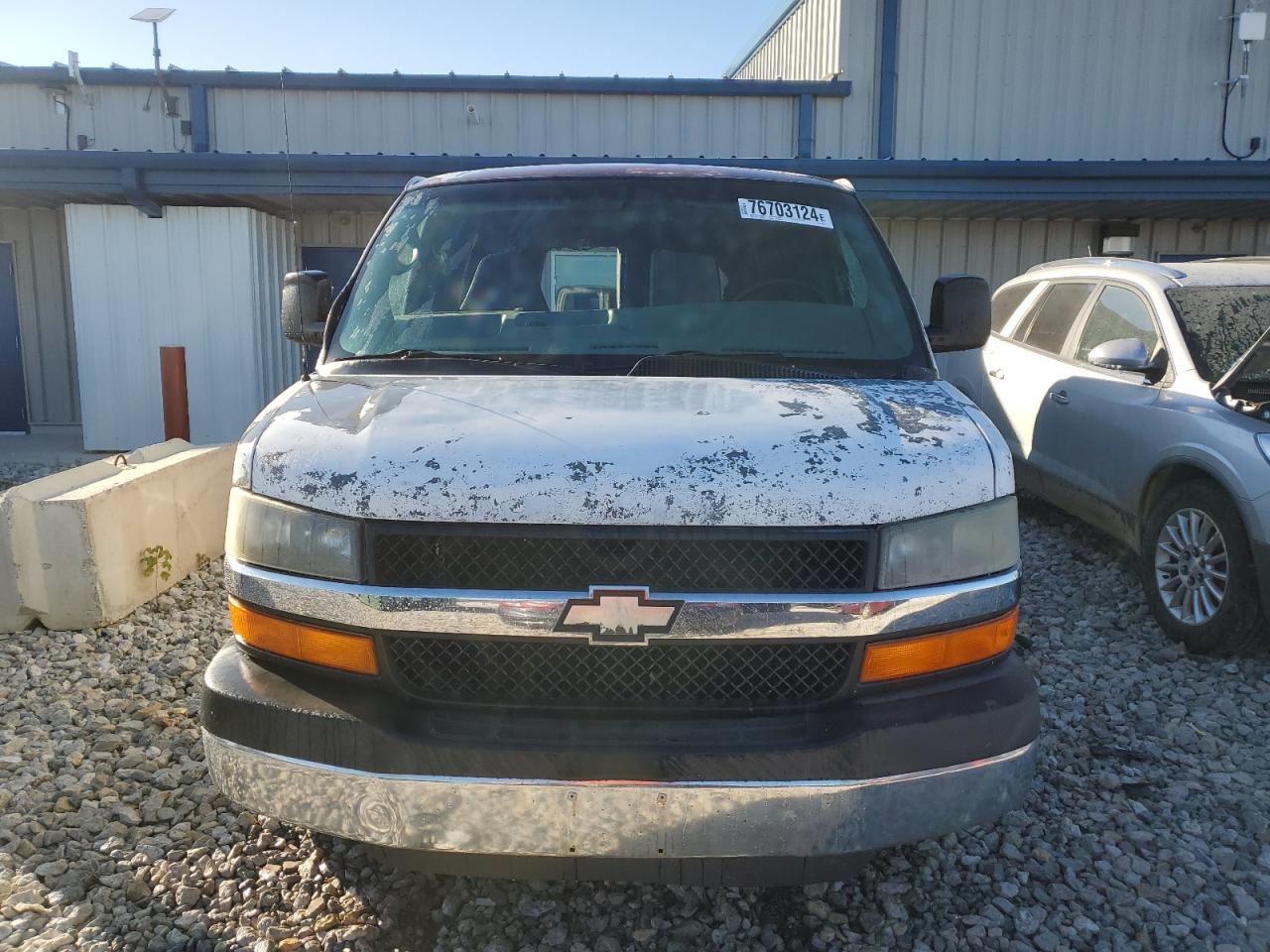 2009 Chevrolet Express - Image 5