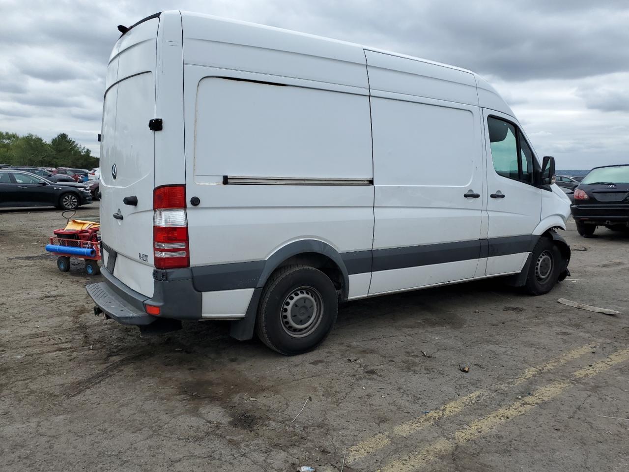 VIN WD3PE7DD0GP265275 2016 MERCEDES-BENZ SPRINTER no.3