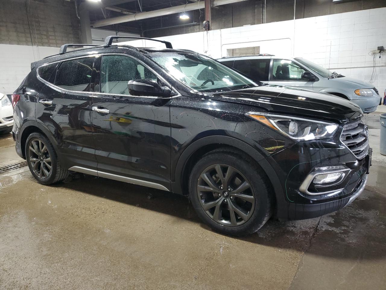 5XYZWDLA1HG455558 2017 Hyundai Santa Fe Sport