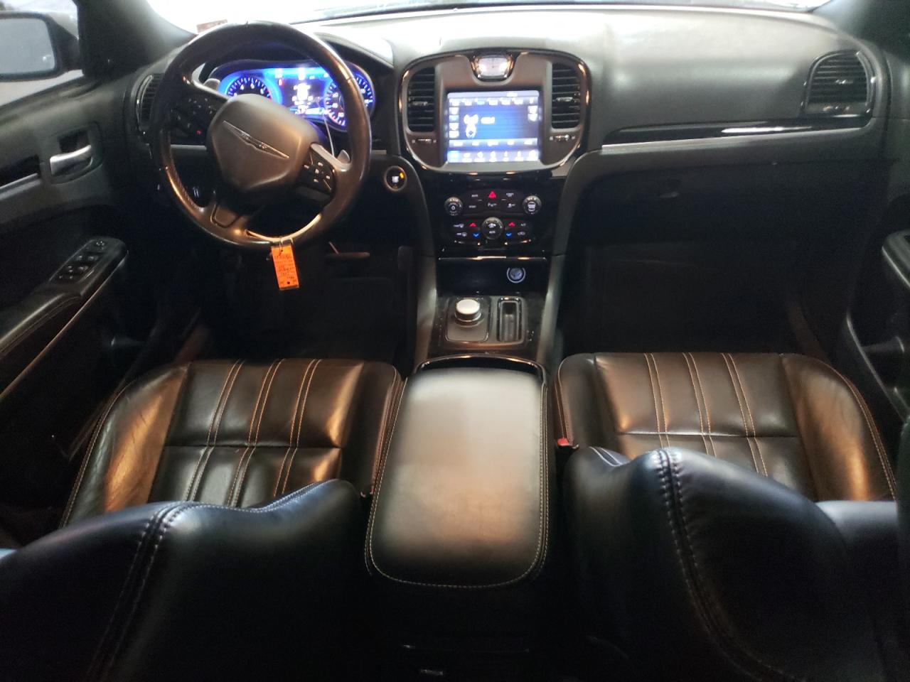 2021 Chrysler 300 - Image 8