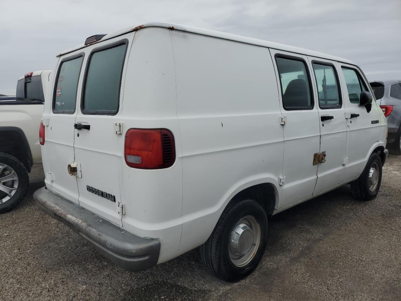 1994 Dodge Ram Van B150 VIN: 2B7GB11X3RK181536 Lot: 74747514