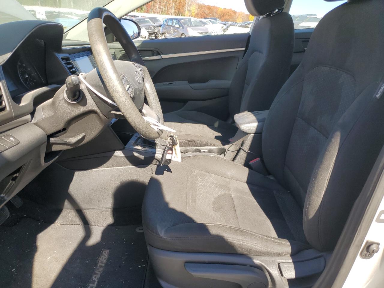 5NPD74LF8KH445905 2019 Hyundai Elantra Se