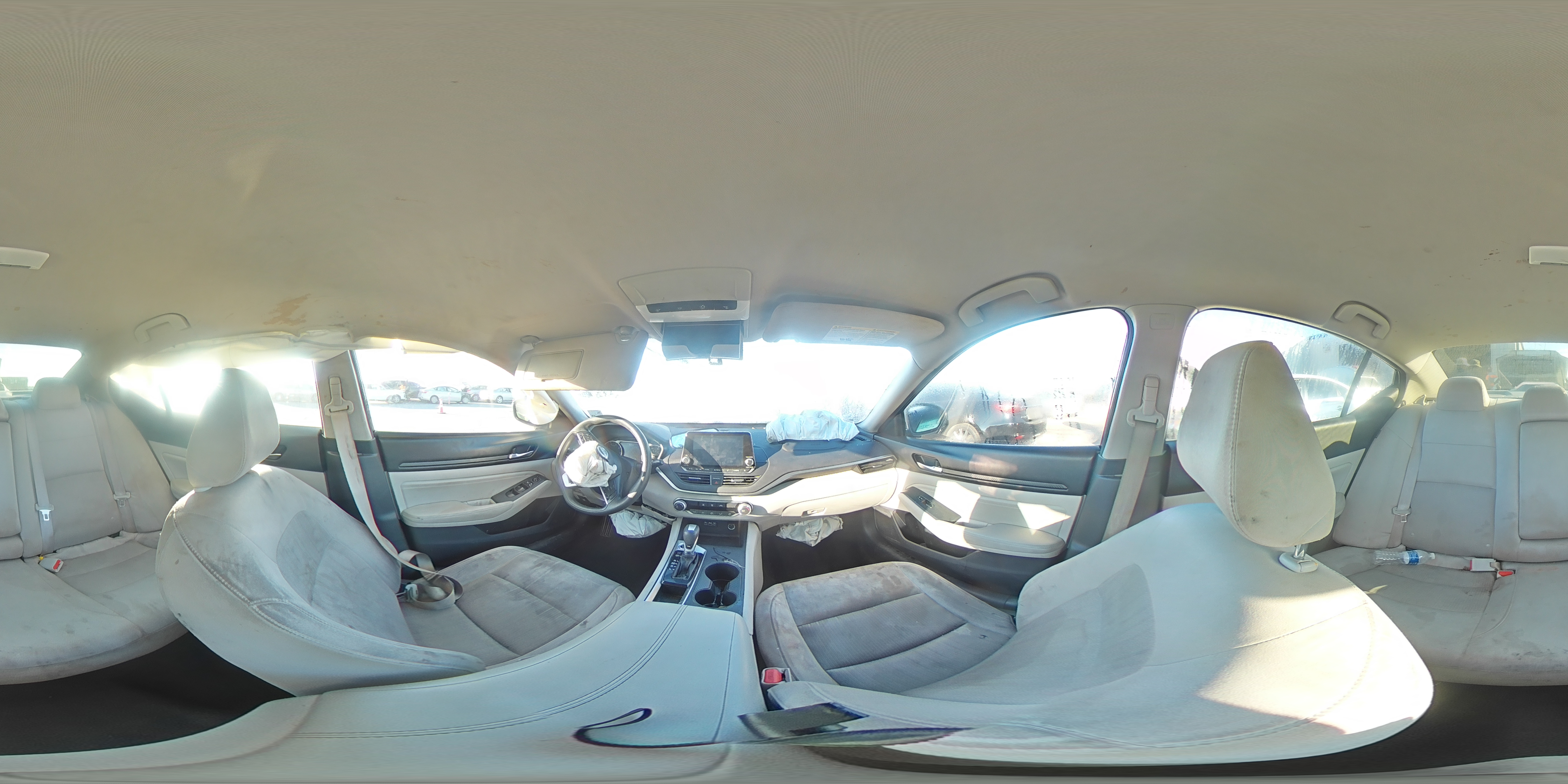2020 Nissan Altima - Image 15
