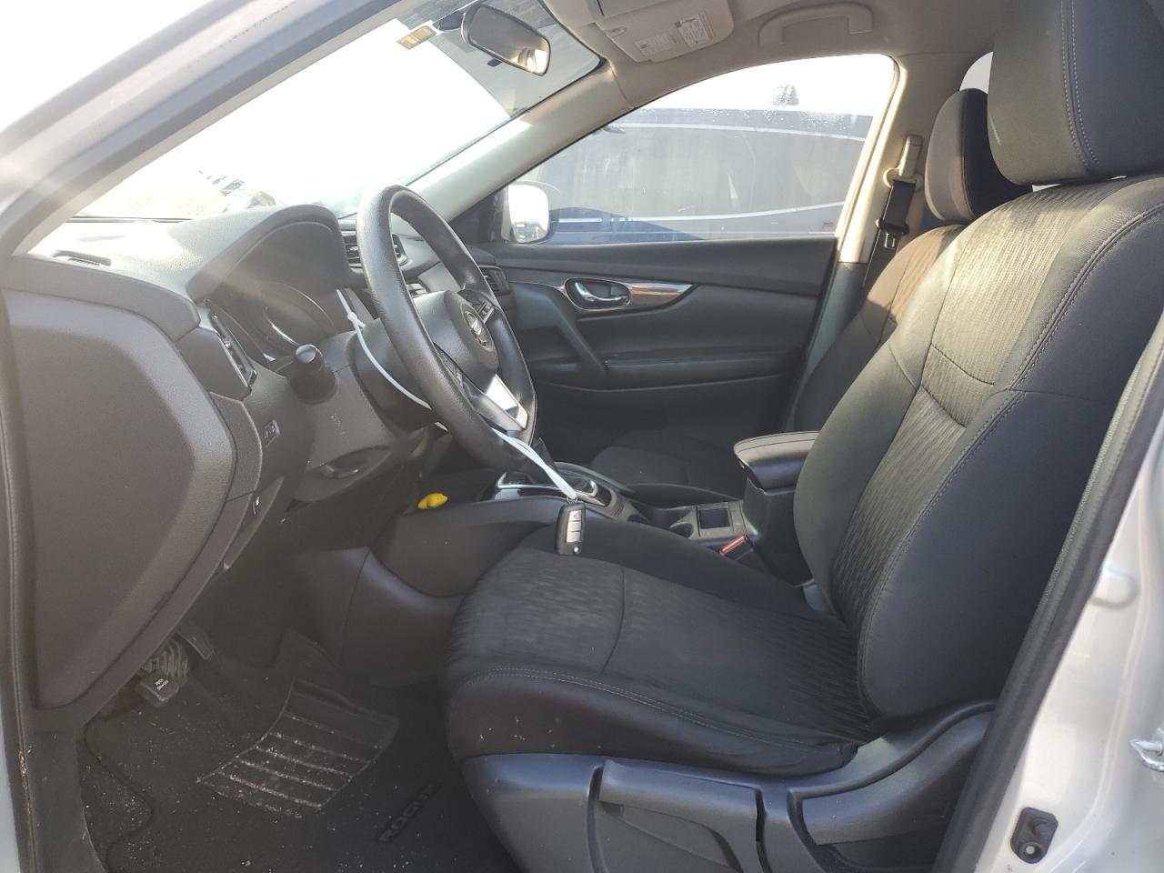 5N1AT2MV2JC785131 Nissan Rogue 2018. Фото: 6