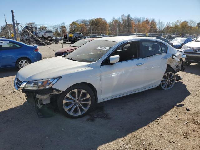 Седаны HONDA ACCORD 2013 Белы