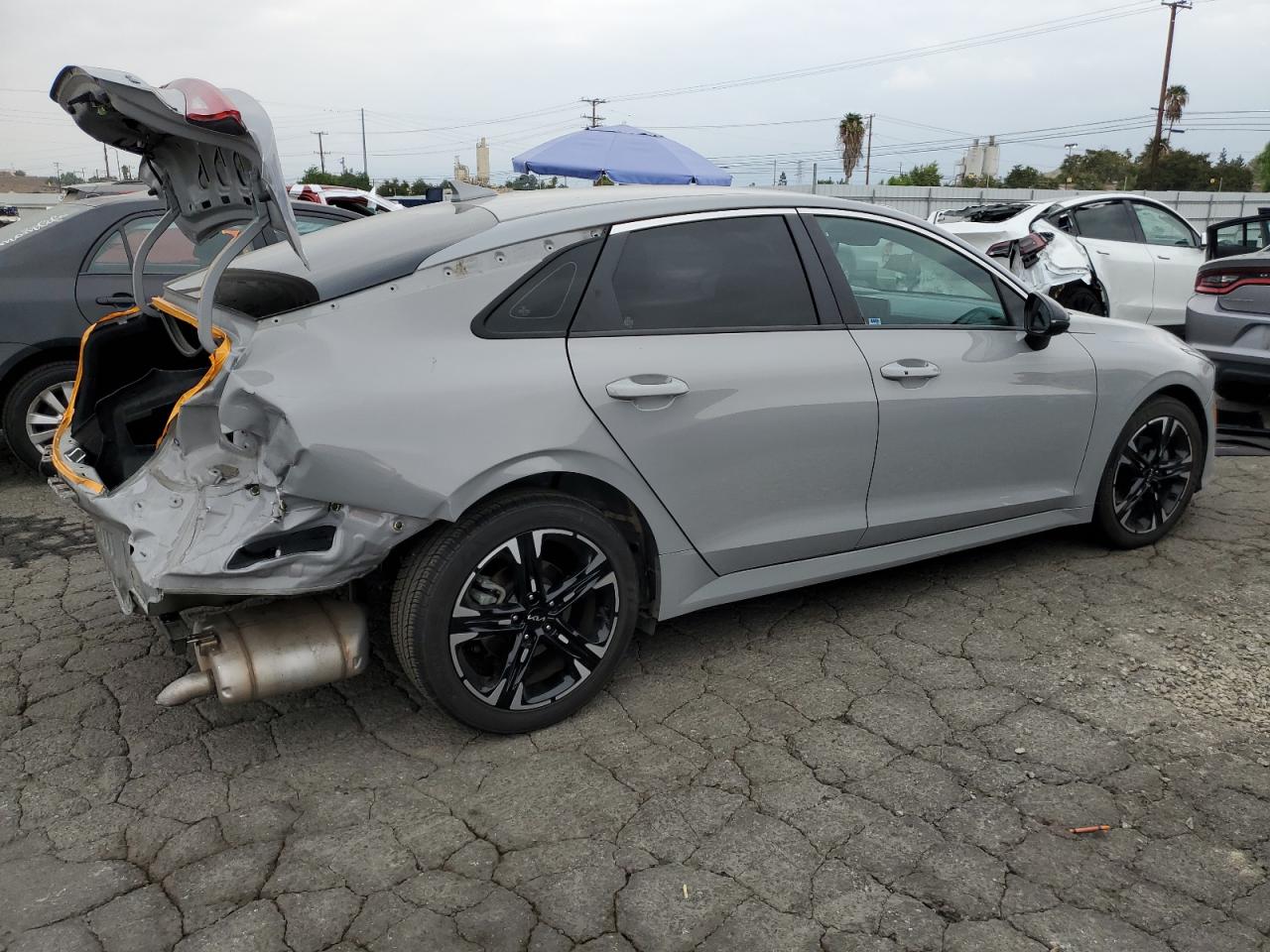 2022 Kia K5 - Image 3