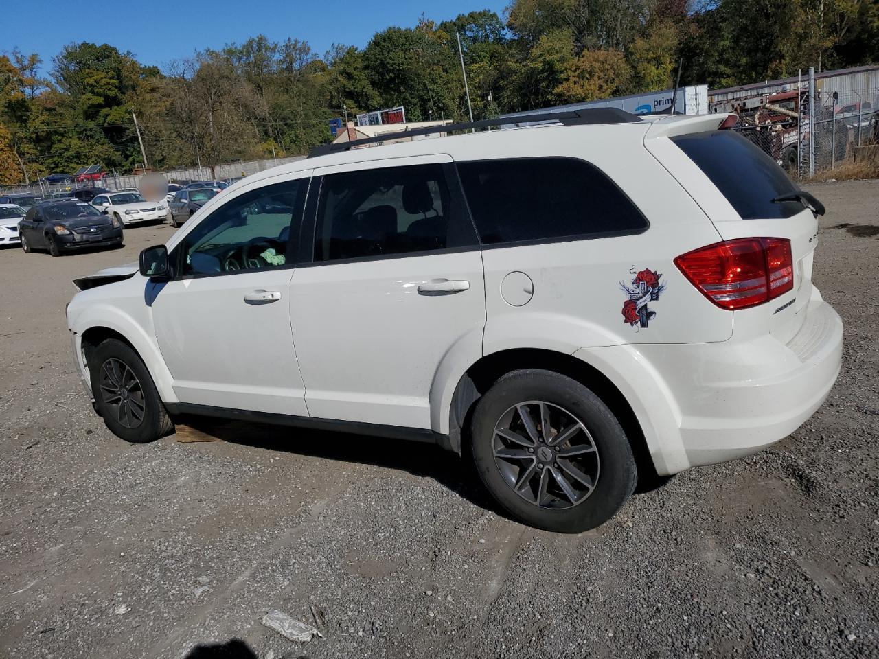 2018 Dodge Journey - Image 2