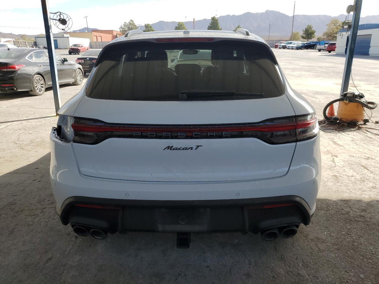 2024 Porsche Macan Base VIN: WP1AA2A53RLB10218 Lot: 78494754