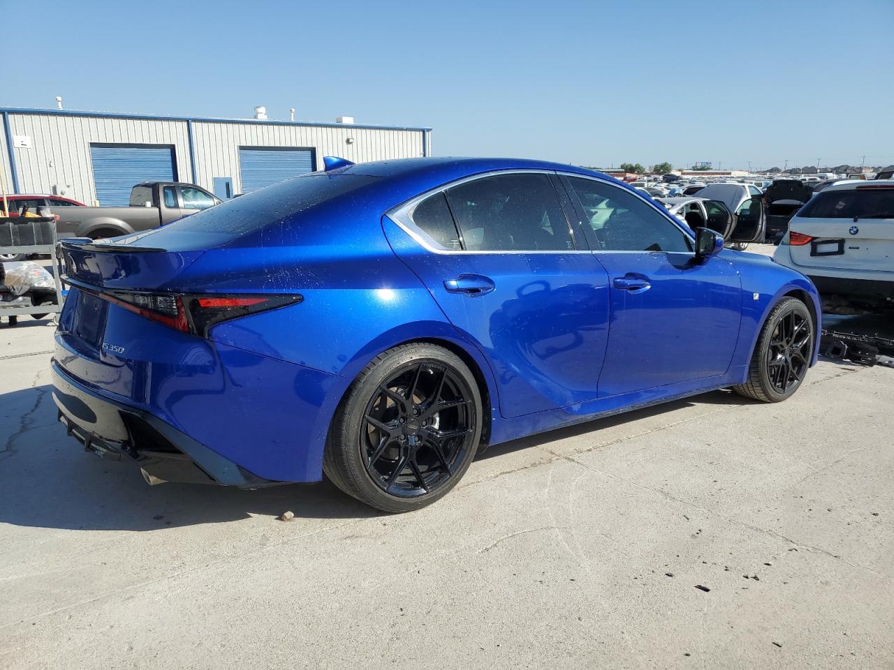 2022 Lexus IS - Image 3